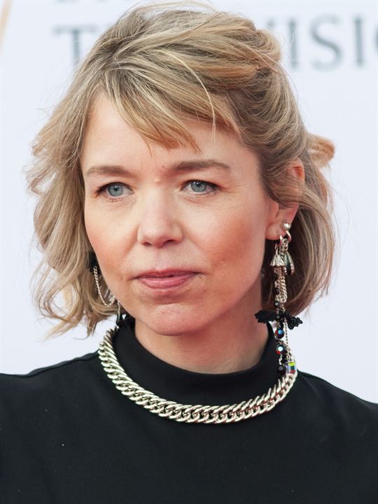 Anna Maxwell Martin; Beverley,Yorkshire,İngiltere doğumlu İngiliz  oyuncu