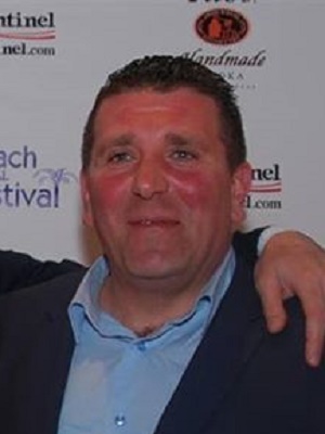 Engin Karabacak; dublör, oyuncu