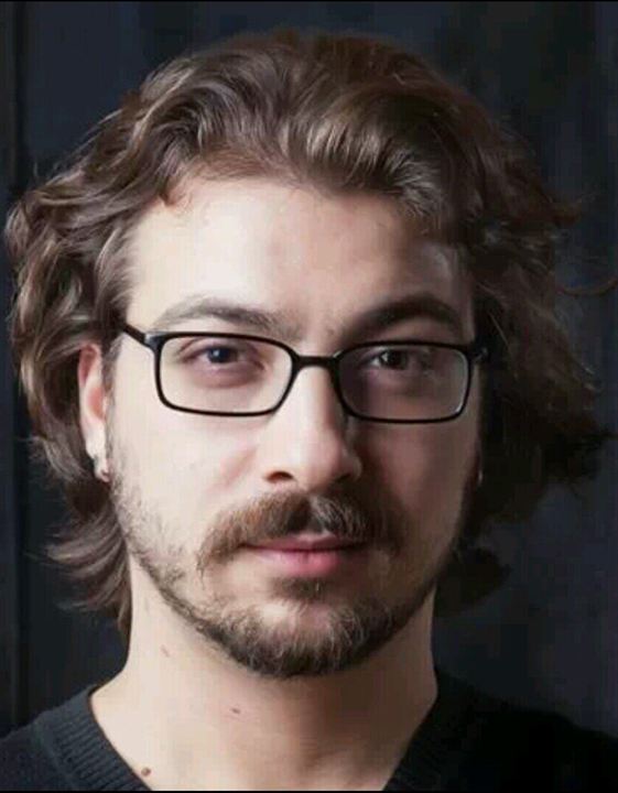 Ulaş Güneş Kacargil; senarist, yönetmen, müzisyen