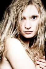 Agata Buzek; Pyskowice, Polonya doğumlu Agata Bronis?awa Buzek olarak da bilinen Polonyalı oyuncu