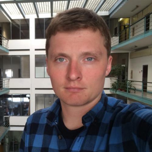 Tomas Hruby; Prag, Çekya doğumlu Çek ortak yapımcı