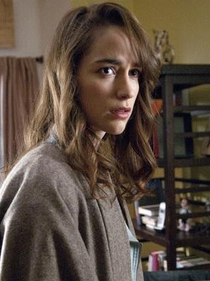 Melanie Scrofano; Melanie Neige Scrofano olarak da bilinen Kanadalı  oyuncu