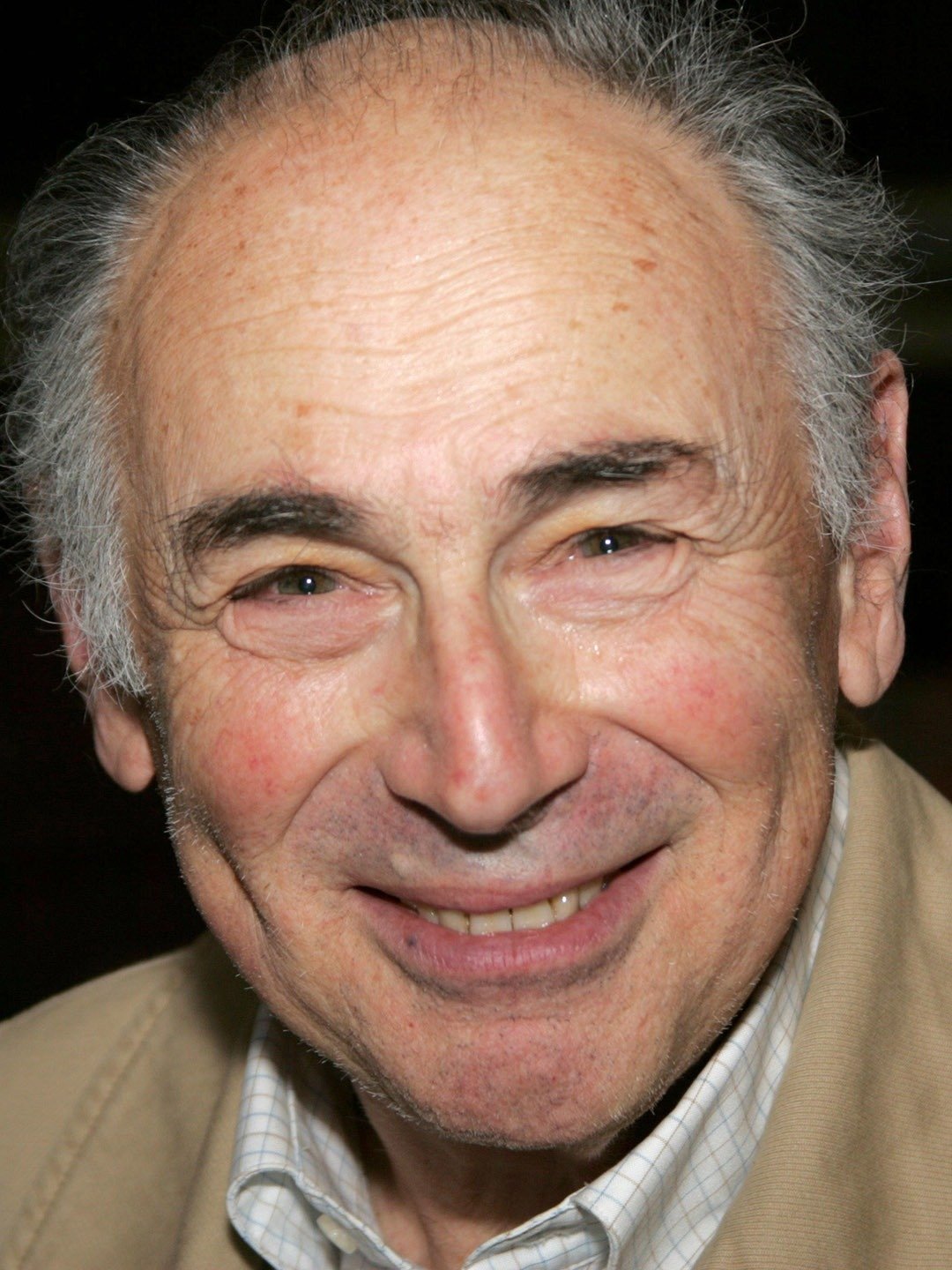 Frederic Raphael; Frederic Michael Raphael olarak da bilinen Amerikalı senarist, yönetmen