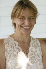 Sara Parriott; Amerikalı senarist