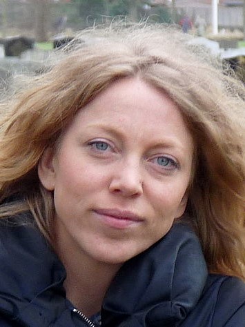 Josephine Mackerras; Avustralyalı senarist, yapımcı, yönetmen