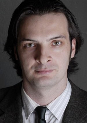 Gökçer Genç; Türk oyuncu