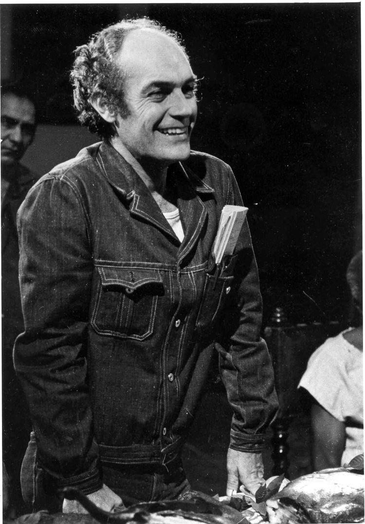 Tomas Gutierrez Alea; Havana, Küba doğumlu Kübalı yönetmen, senarist, diyalog yazarı