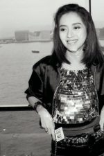 Anita Mui; Hong Kong doğumlu Hong Kongluşarkıcı oyuncu