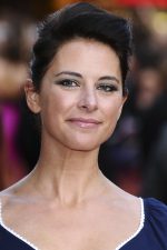 Belinda Stewart-Wilson; Kensington,Londra,İngiltere doğumlu İngiliz  oyuncu