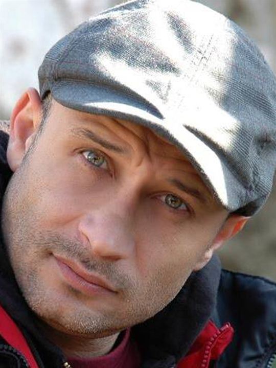 Bülent Terzioğlu; Türk görüntü yönetmeni, ortak yönetmen, oyuncu