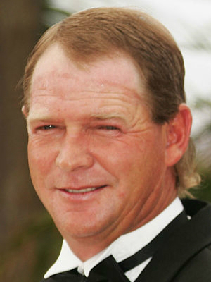 Cornelio Wall; Ciudad Cuauhtemoc, Chihuahua, Meksika doğumlu Cornelio Wall Fehr olarak da bilinen Meksikalı oyuncu