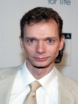 Doug Jones; Amerikalı oyuncu