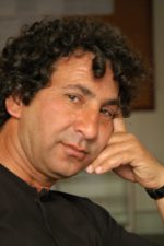 Metin Avdaç; görüntü yönetmeni, hikaye yazarı, yapımcı