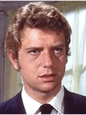 Mark Burns; İngiliz oyuncu