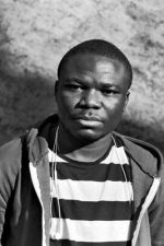 Dieudo Hamadi; Kisangani, Demokratik Kongo Cumhuriyeti doğumlu Kongolu yönetmen, görüntü yönetmeni, senarist