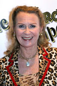 Juliet Mills; oyuncu