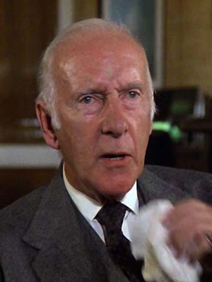 Wilfrid Hyde-White; Bourton-on-the-Water,Gloucestershire,İngiltere doğumlu İngiliz  oyuncu