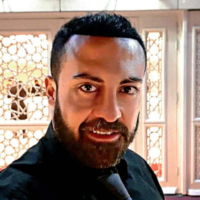 Salar Zarza; İranlı yönetmen