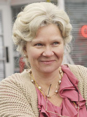 Beverley Elliott; Kanadalı  oyuncu