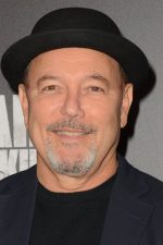 Rubén Blades; Panama City, Panama doğumlu Rubén Blades Bellido de Luna olarak da bilinen Panamalı oyuncu, besteci