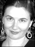 Ioana Uricaru; yönetmen, kurgucu, senarist