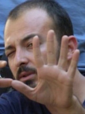 Ozan Uzunoğlu; yönetmen, ortak yönetmen