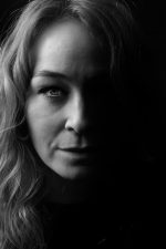 ?rú?ur Vilhjálmsdóttir; İzlanda doğumlu İzlandalı oyuncu