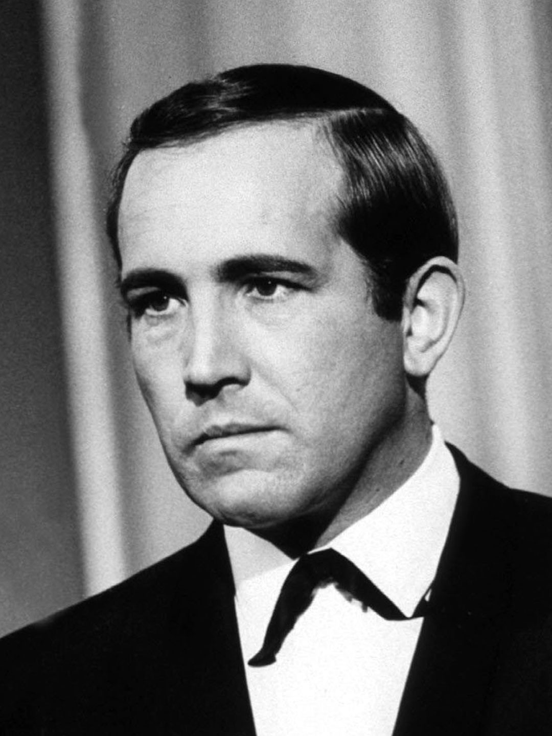 Ian Hendry; Ipswich,Suffolk,İngiltere doğumlu İngiliz oyuncu