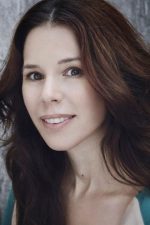 Athenea Mata; İspanyol oyuncu