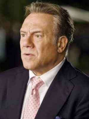 Carlo Verdone; Carlo Verdone Gregorio olarak da bilinen İtalyan oyuncu