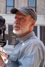 Chris Menges; Kington,Herefordshire,İngiltere doğumlu İngiliz  görüntü yönetmeni, kamera operatörü, yönetmen