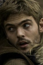 Alex Roe; Westminster,Londra,İngiltere doğumlu Alexander Michael Roe-Brown olarak da bilinen İngiliz  oyuncu
