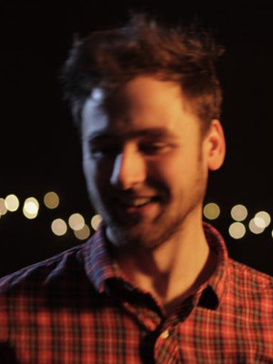 Sam Fowler; kurgucu, senarist, yönetmen