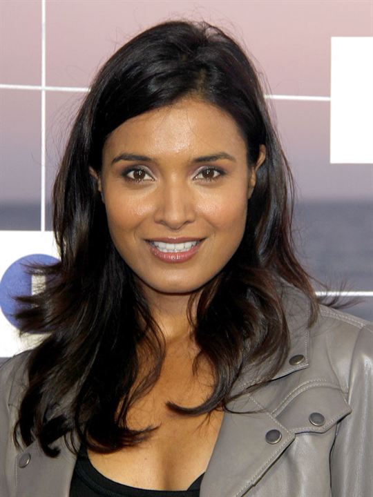 Shelley Conn; Barnet,Londra,İngiltere doğumlu İngiliz  oyuncu