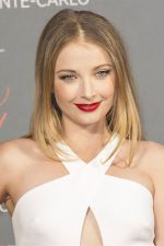 Elisabeth Harnois; Amerikalı oyuncu