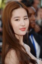 Yifei Liu; Liu Xi meizi olarak da bilinen Çinli oyuncu