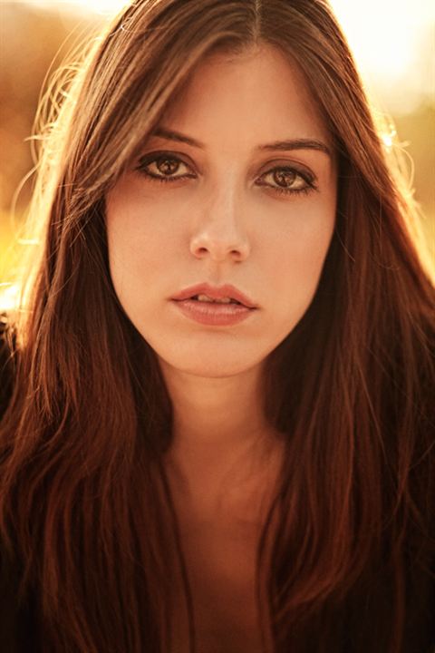 İlay Tiryaki; oyuncu, uygulayıcı yapımcı