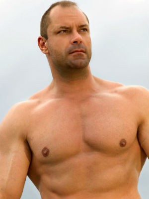 Conan Stevens; Avustralyalı oyuncu