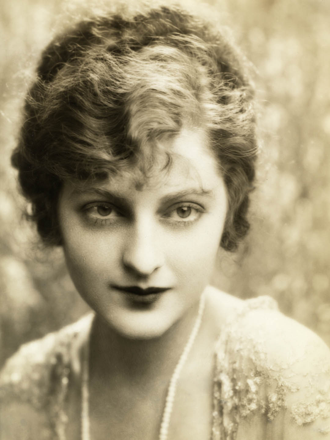 Eleanor Audley; Newark, New Jersey, ABD doğumlu Amerikalı oyuncu