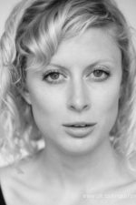 Sandy Foster; oyuncu