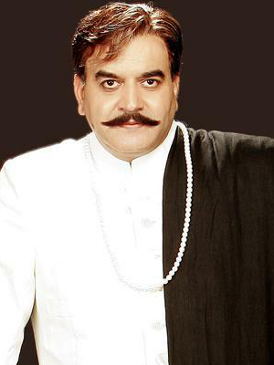 Surendra Pal; Hint oyuncu