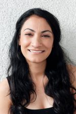 Alev Irmak; Tercan, Erzincan, Türkiye doğumlu Türk oyuncu, oyuncu yönetmeni