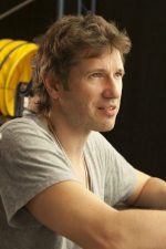 Paul W.S. Anderson; Newcastle upon Tyne,Tyne ve Wear,İngiltere doğumlu Paul William Scott Anderson olarak da bilinen İngiliz yönetmen, yapımcı, senarist