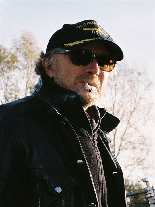 Frédéric Schoendoerffer; Fransız yönetmen, oyuncu, senarist