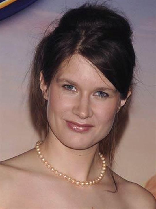 Camille Dalmais; Camille olarak da bilinen Fransız şarkıcıbesteci, oyuncu