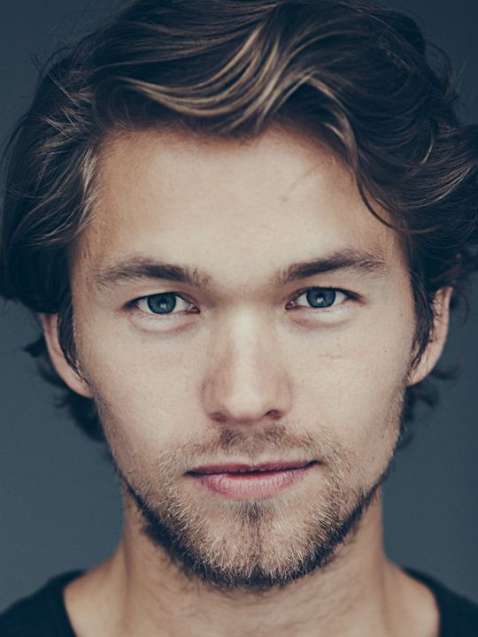 Jakob Oftebro; Norveçli  oyuncu