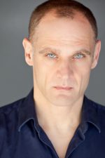 Andreas Apergis; Kanadalı  oyuncu