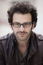 Stéphane Kazandjian; Fransız senarist, yaratıcı, yönetmen