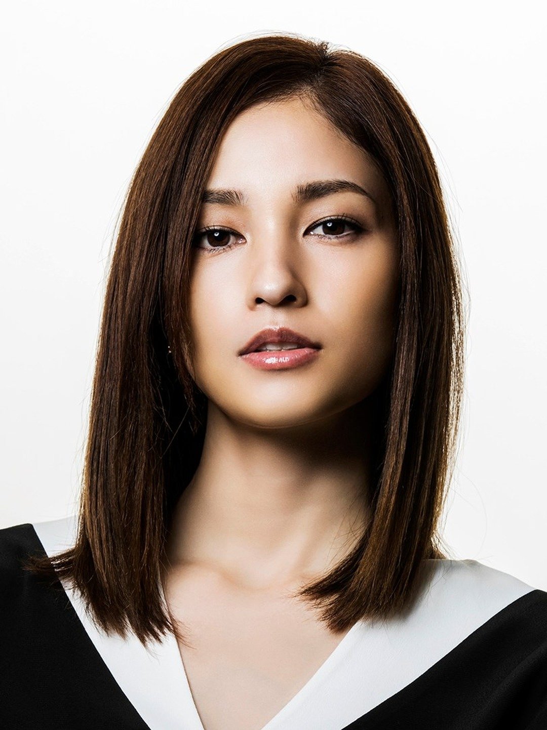 Meisa Kuroki; Nago, Okinawa, Japonya doğumlu Japon oyuncu