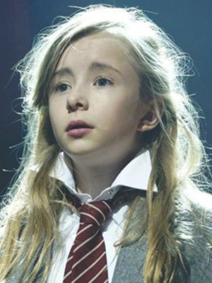 Kerry Ingram; Slough,Berkshire,İngiltere doğumlu İngiliz  oyuncu